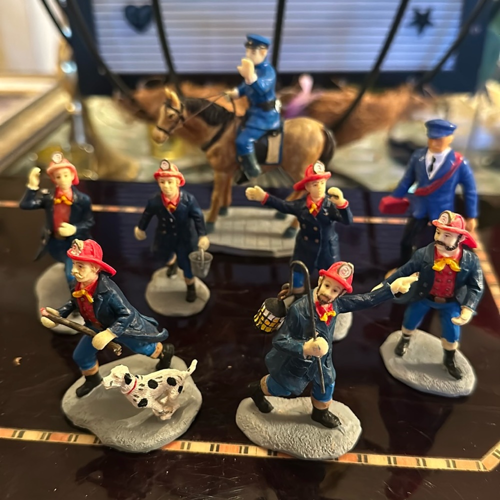 Lemax Village Collection, firefighters , policemen and Postman